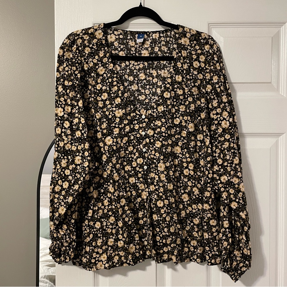Floral print top
